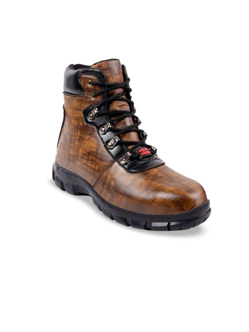Woakers boots top