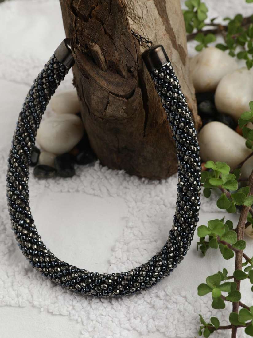 Myntra black metal jewellery discount