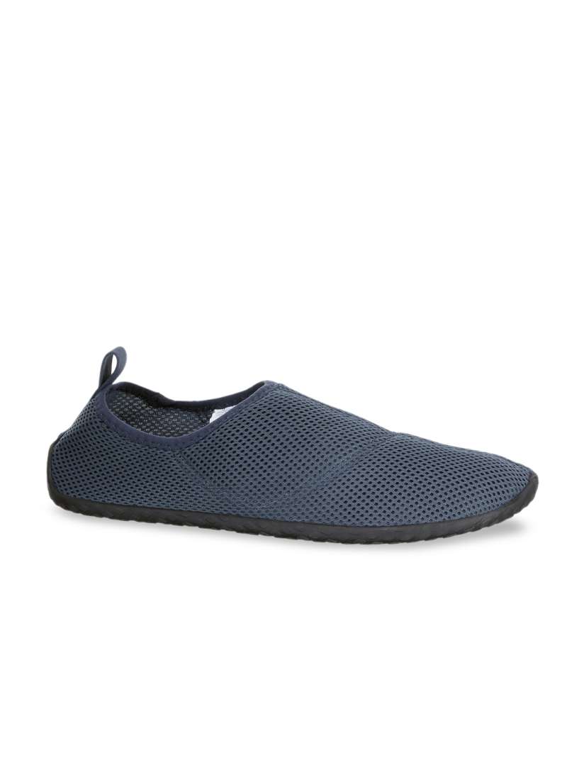 Decathlon slip on online