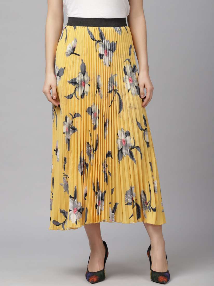 Yellow pleated skirt 2020 2025