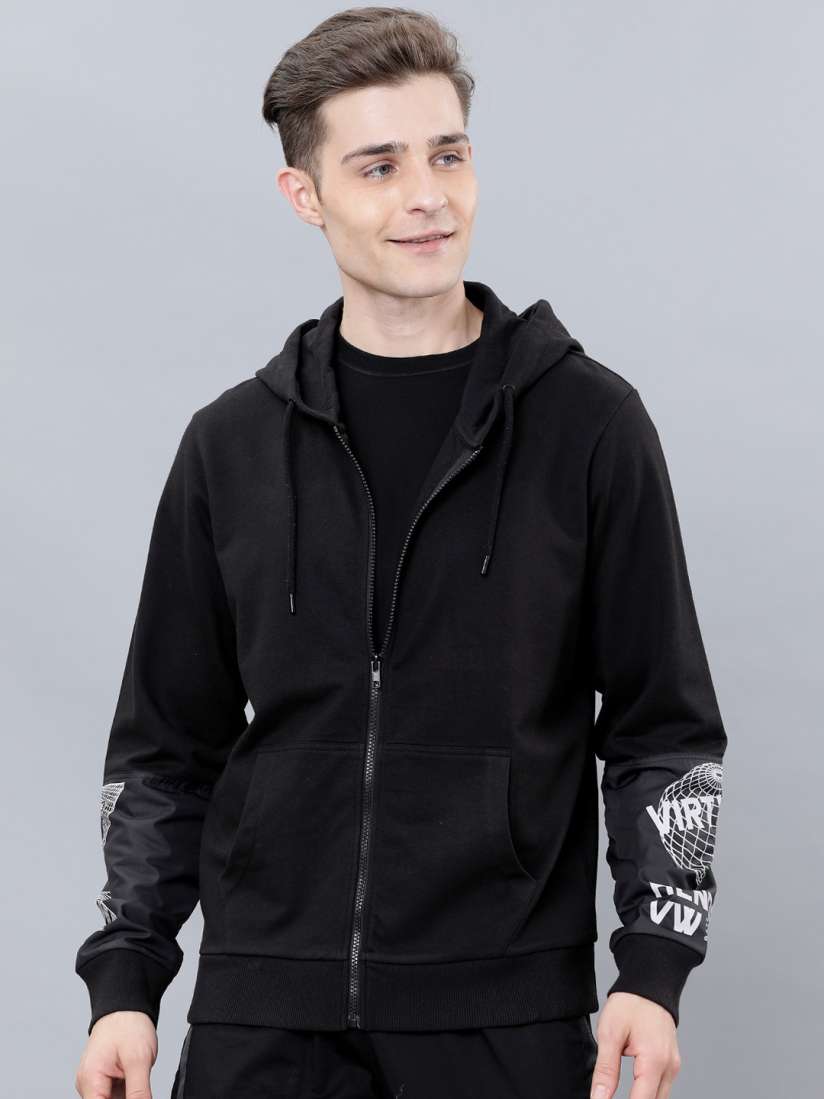 Black hoodie myntra deals