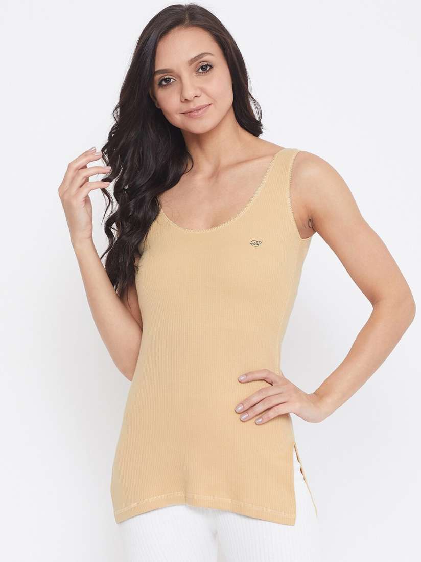 Low cut thermal top deals