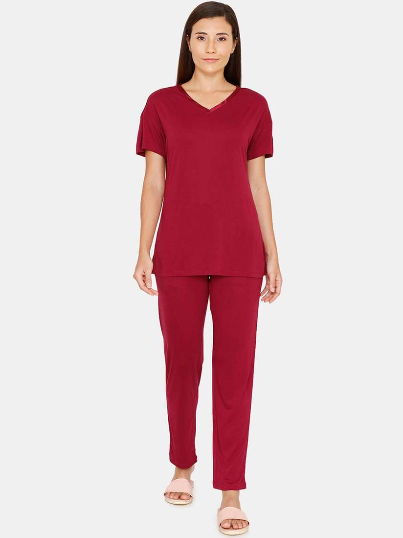 Zivame Women Maroon Solid Night suit
