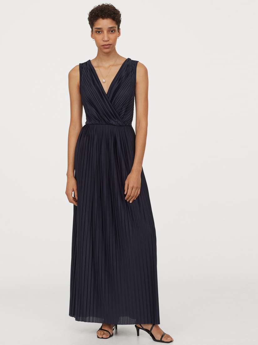 Buy H M Women Navy Blue Solid Pleated Jersey Maxi Dress Dresses for Women 12202582 Myntra