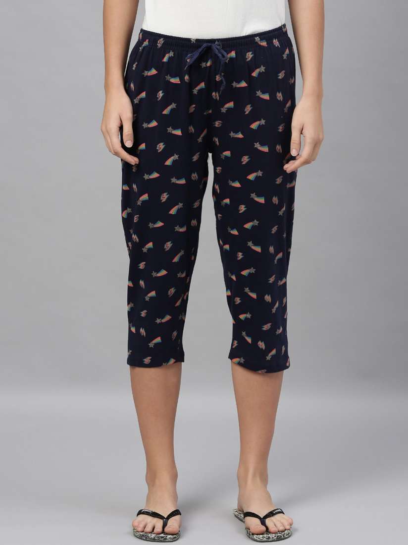 Relaxed fit capris on sale