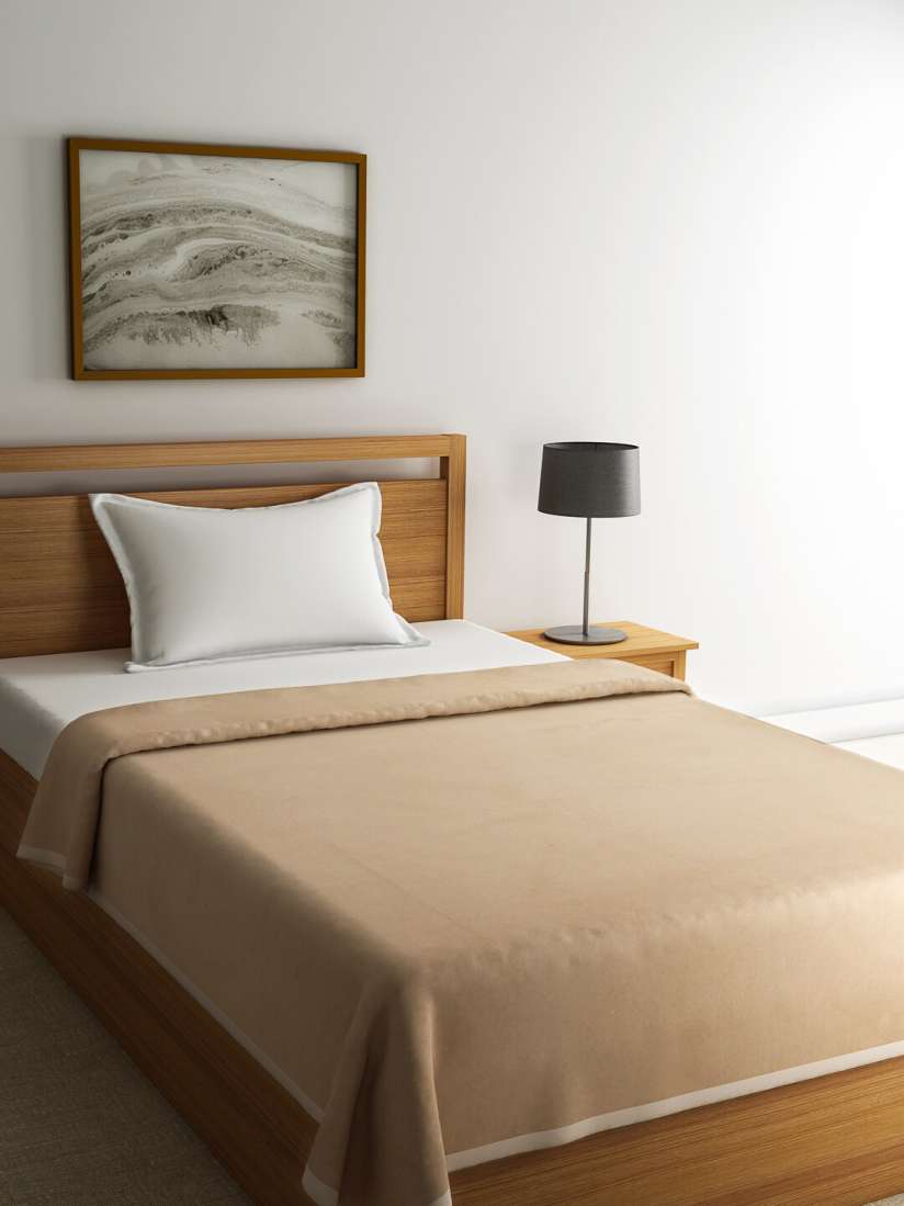 Woolen blankets raymond 2025