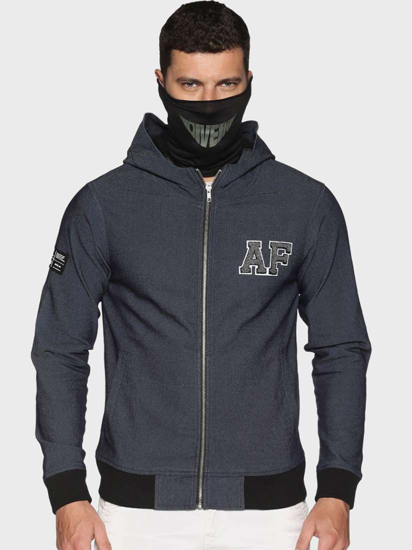 Black hoodie myntra deals