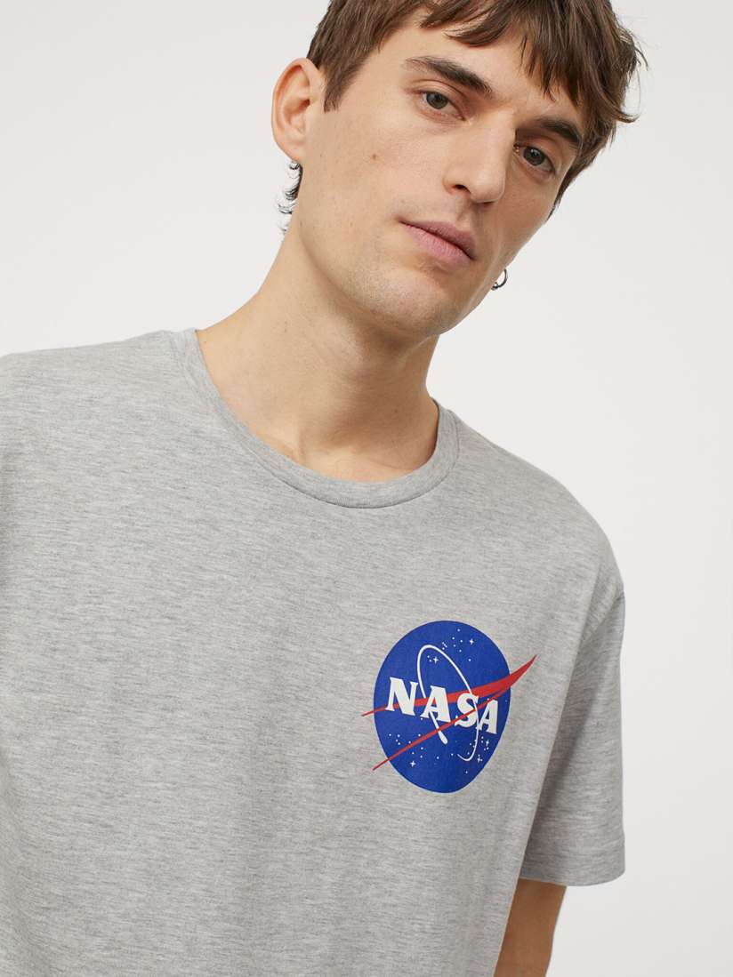 T shirt nasa hm outlet