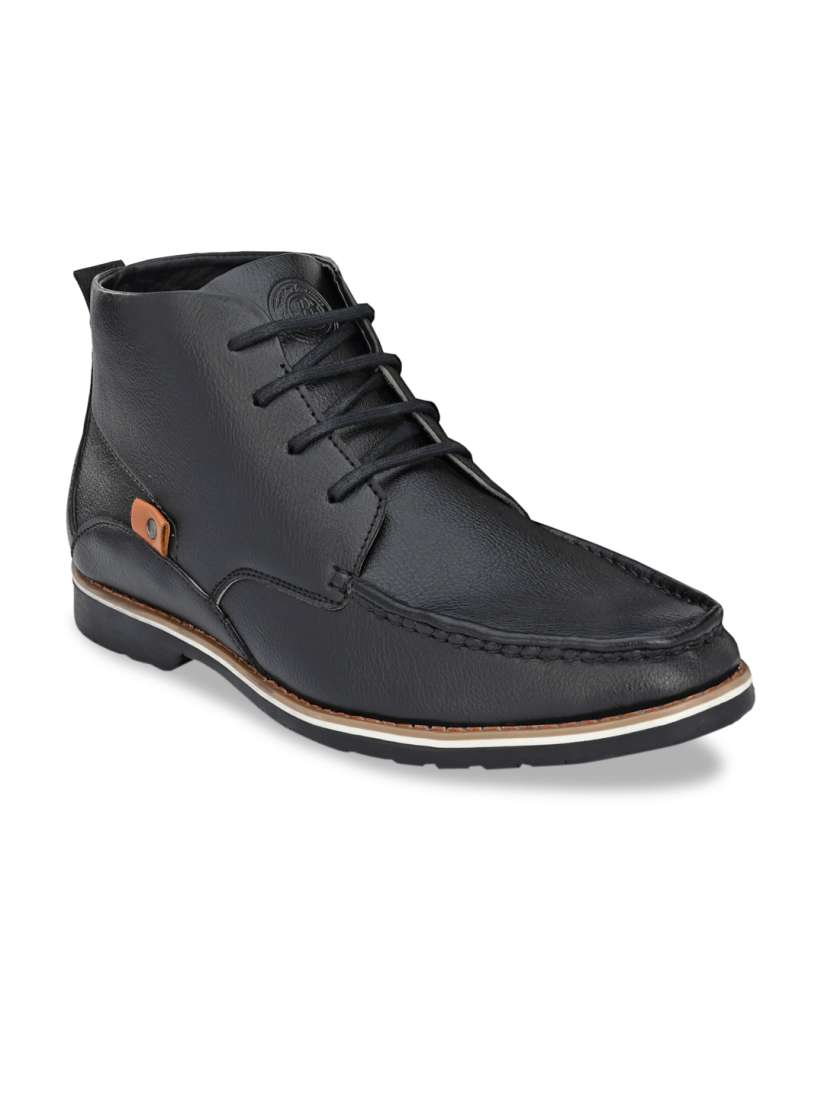 Boots myntra best sale