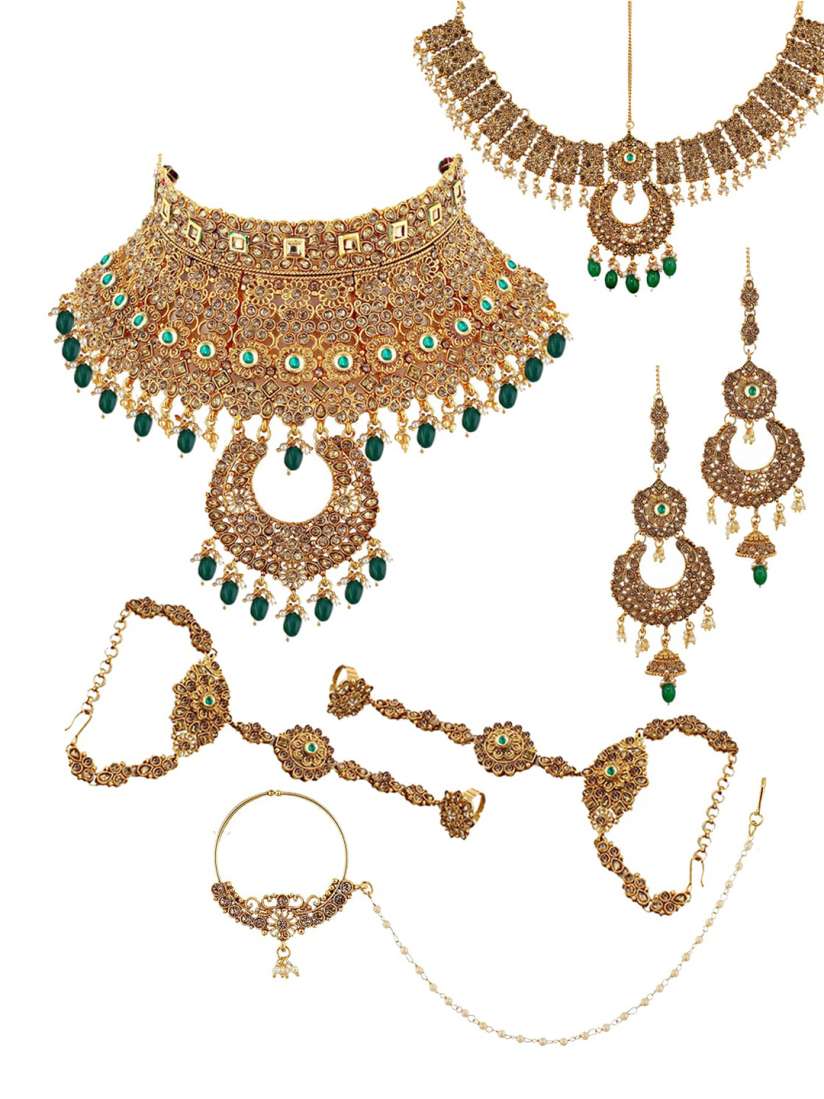 Myntra jewellery store