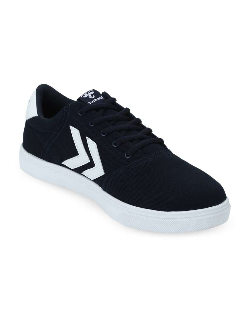Hummel shoes myntra online