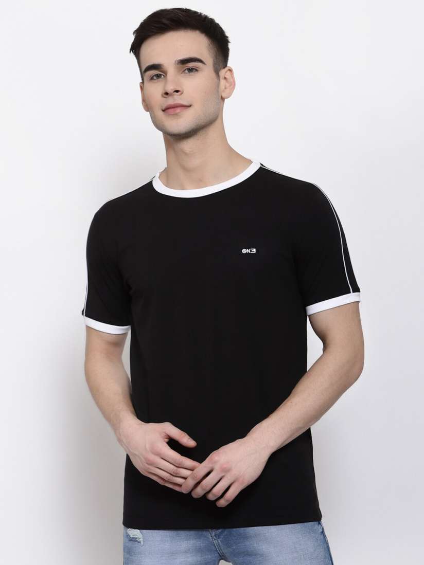 Myntra black t shirt discount