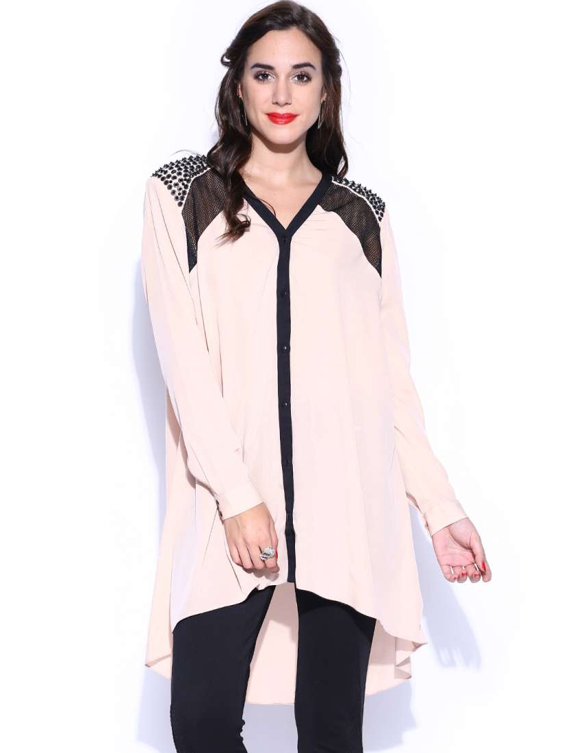 新作からSALEアイテム等お得な商品満載 Buy RGRK by Rohit Gandhi + Rahul Khanna Women Beige Tunic トップス
