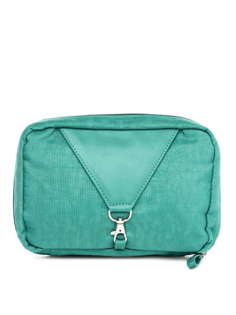 Baggit makeup pouch discount