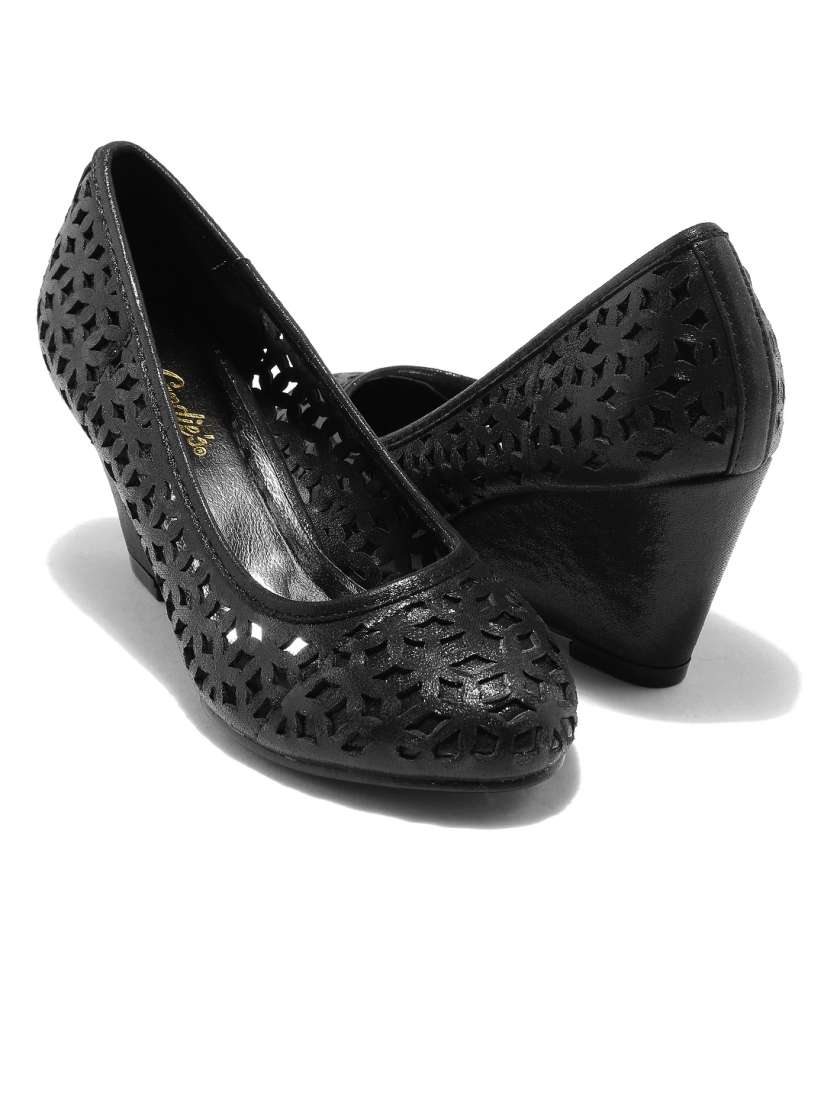 Candies black wedges clearance
