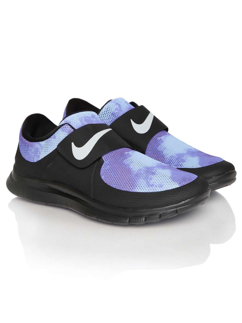Nike free socfly size 14 discount