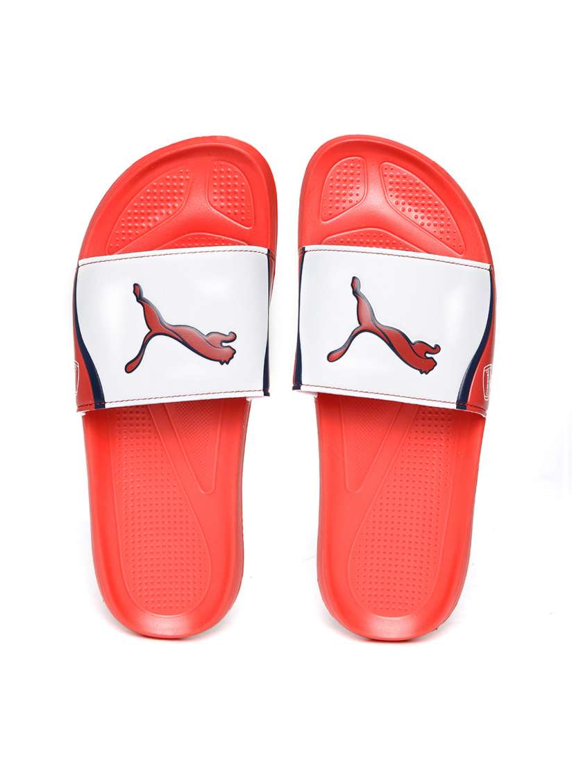 Puma arsenal flip flops store