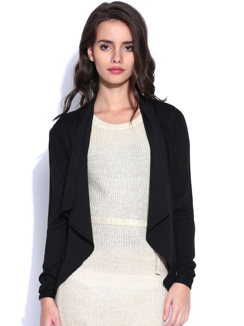 Black shrug myntra store