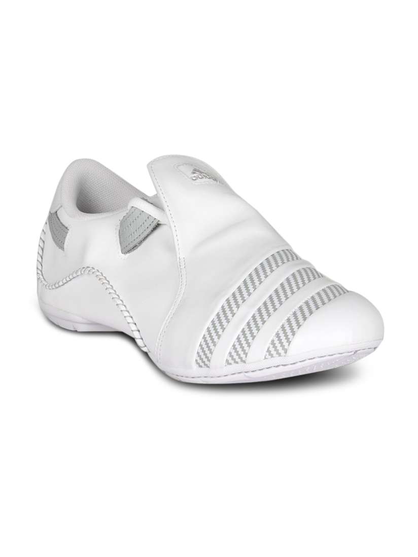 Buy ADIDAS Men s Mactelo White Shoe Casual Shoes for Men 6151 Myntra