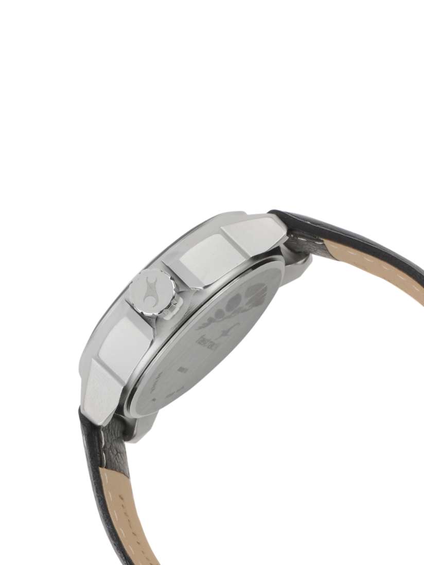 Buy Fastrack Men Black Dial Watch 3089SL04 Watches for Men 78596 Myntra