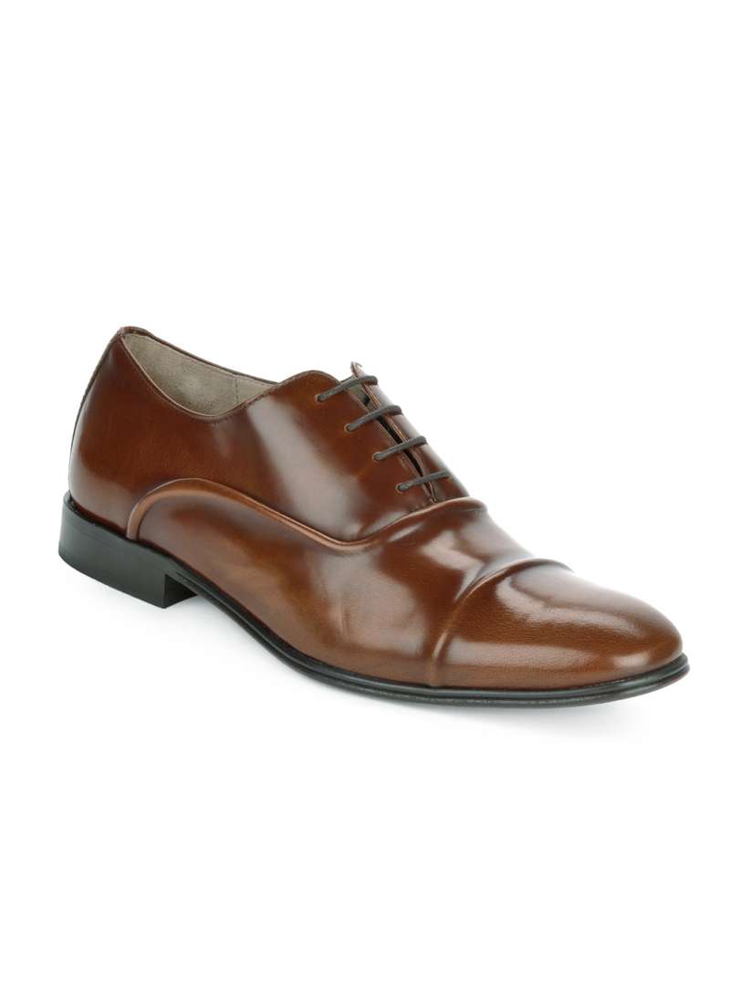 Language shoes myntra store