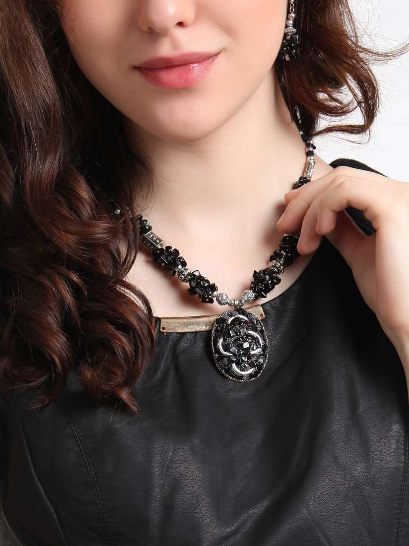Necklace on myntra sale