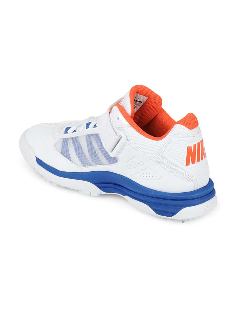 Buy Nike Men White Lunaraccelerate Sports Shoes Sports Shoes for Men 117957 Myntra