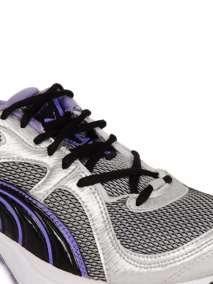 Puma women's kuris cheap