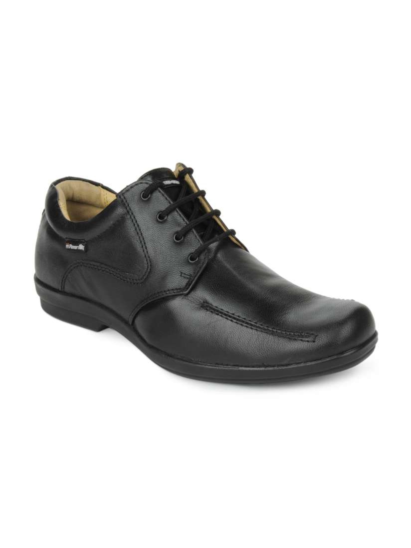 Red chief shoes myntra hotsell