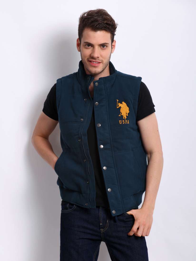Half sleeve jackets for mens myntra deals