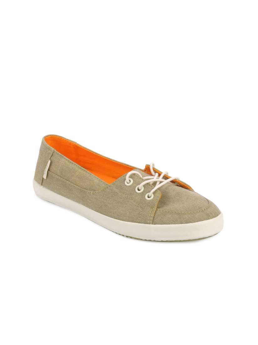 Buy Vans Women Washed Khaki Palisades Vulc Casual Shoes Casual Shoes for Women 149068 Myntra