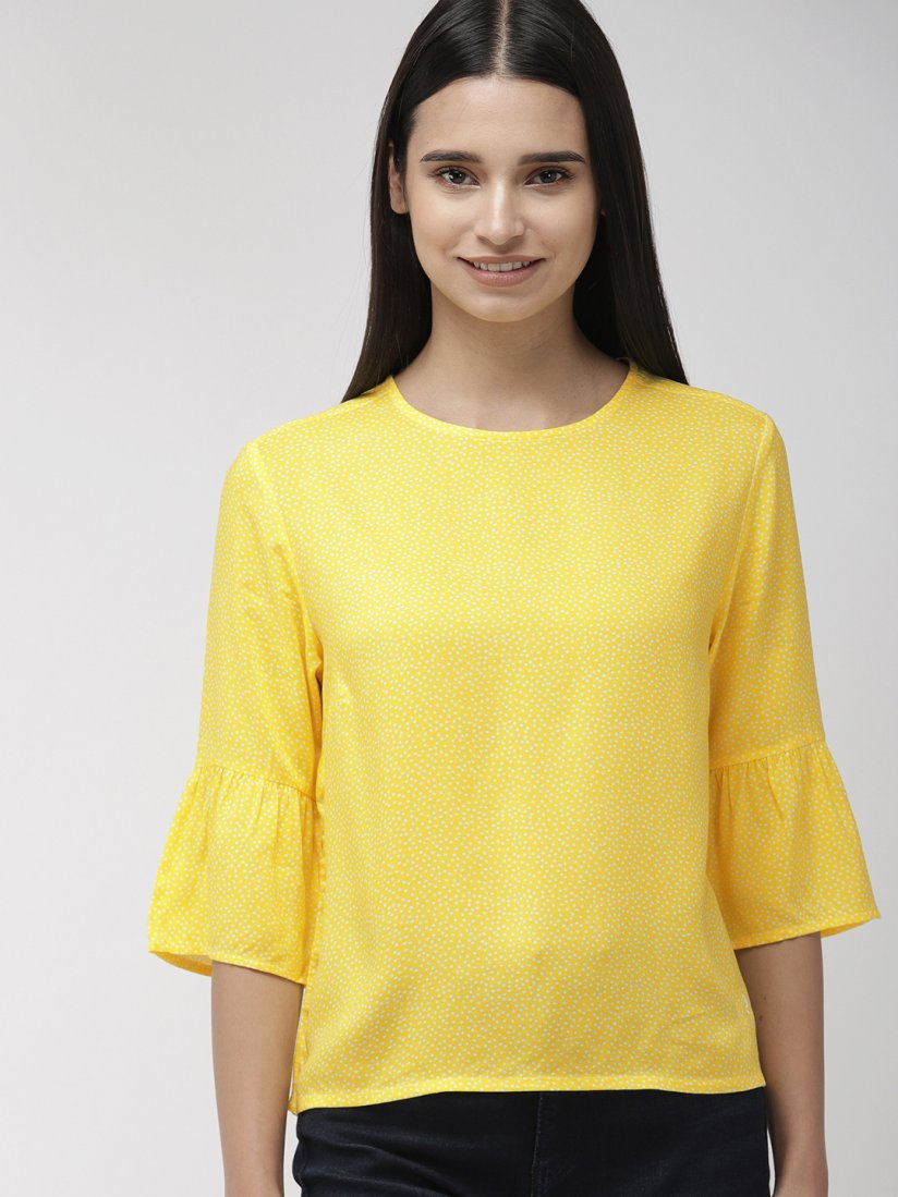 Levis yellow sweater online