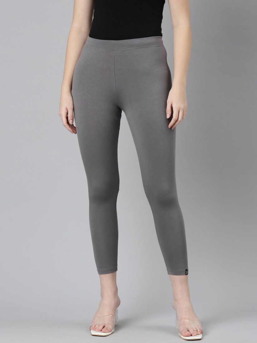 Twin birds capri leggings online