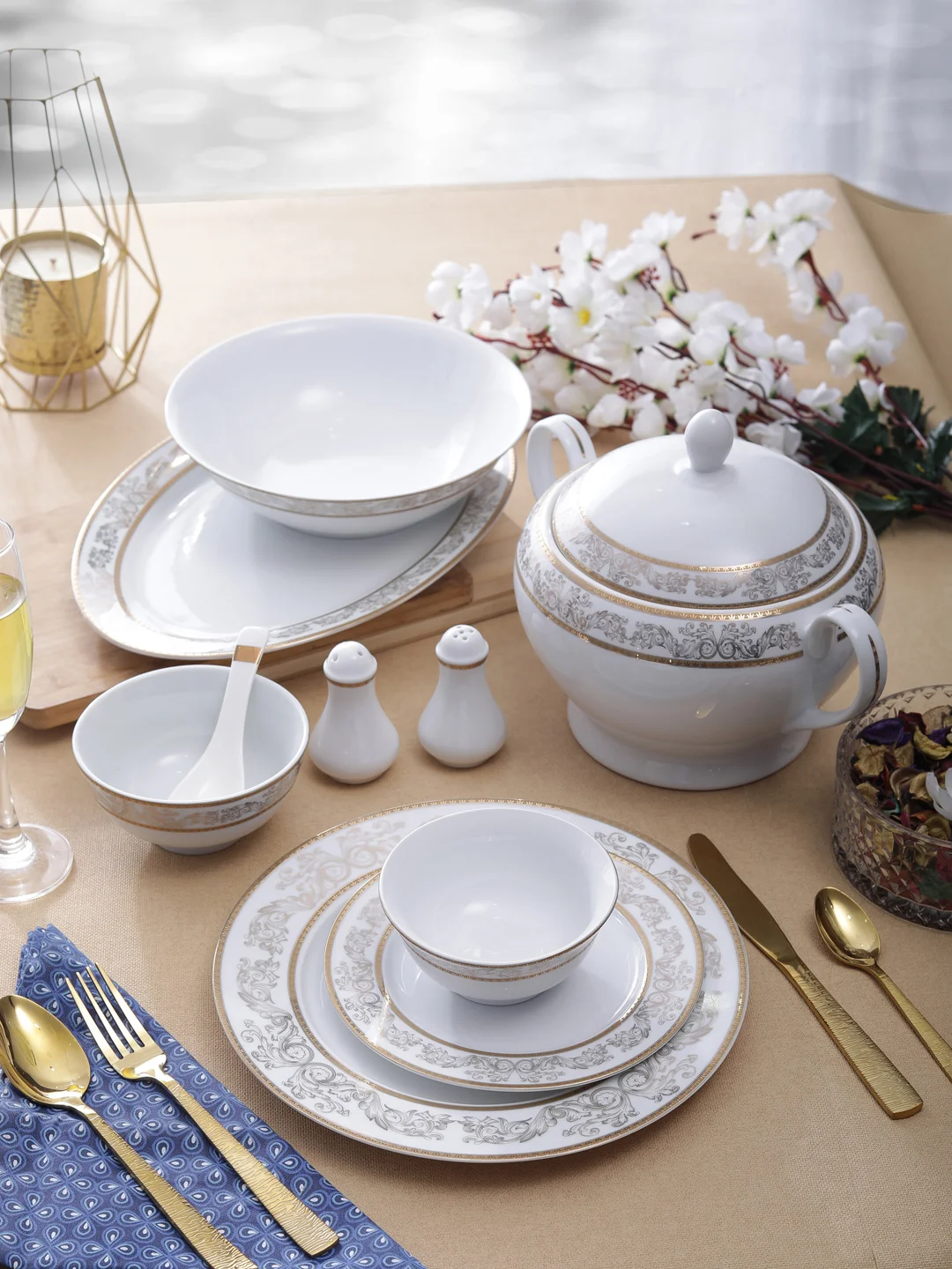 Fine China Best Everyday Dinnerware Sets 2021 Bone China Vintage
