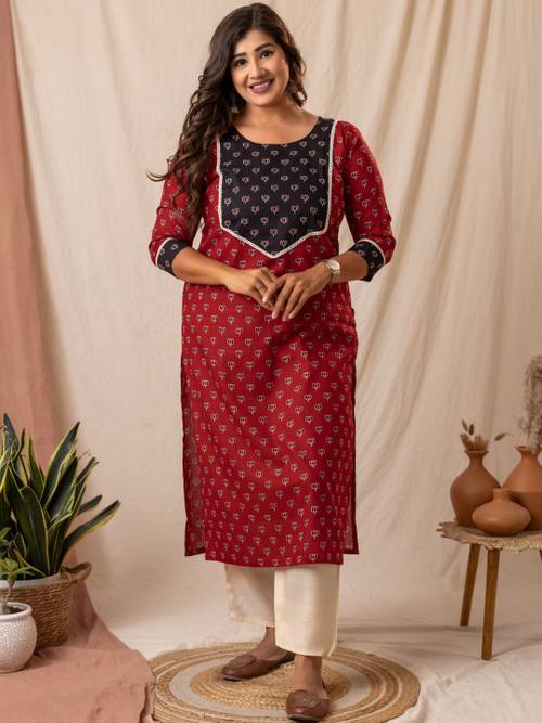 Glory Silk Women Floral Yoke Design Printed Round Neck Cotton Kurtas