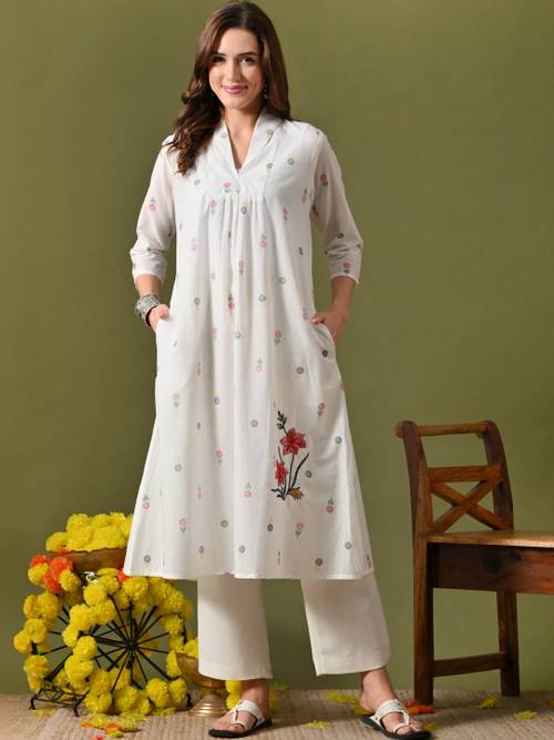 Anouk Rustic Women Floral Embroidered Thread Work Floral Kurta