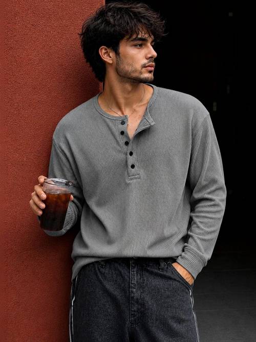 HOODLER Men Henley Neck T-shirt