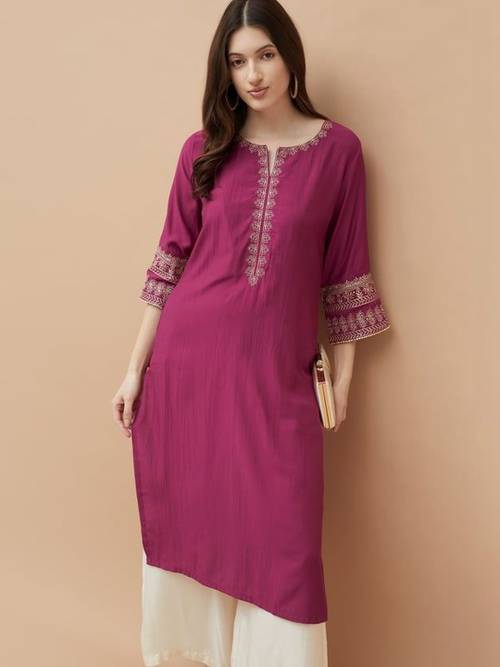 KPF Women Embroidered Floral Kurta