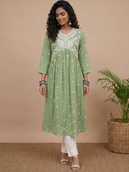 Sangria Women Embroidered Chikankari Kurta